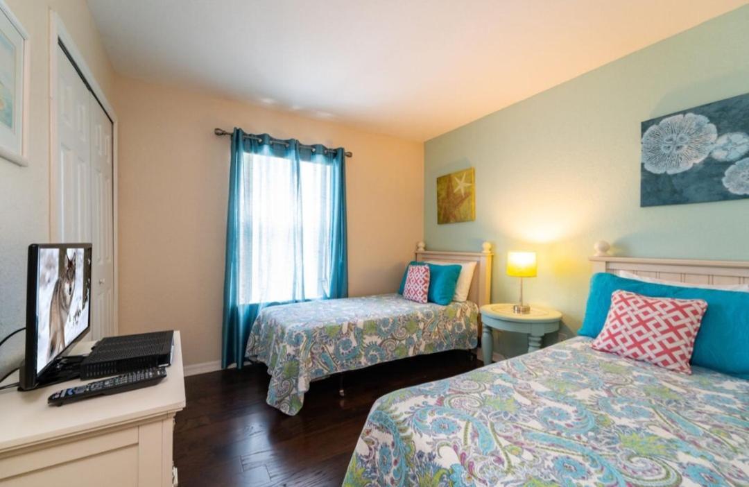 World Cup Resort Style Themed Rooms Kid Friendly Davenport Bagian luar foto