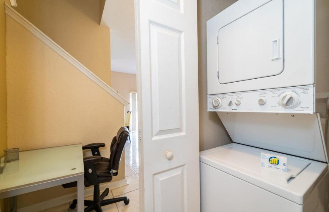 World Cup Resort Style Themed Rooms Kid Friendly Davenport Bagian luar foto