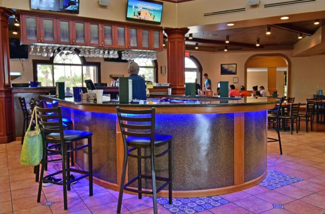 World Cup Resort Style Themed Rooms Kid Friendly Davenport Bagian luar foto